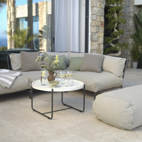 Brick Sofa 2 seater in Sunbrella Plus from TRIMM Copenhagen